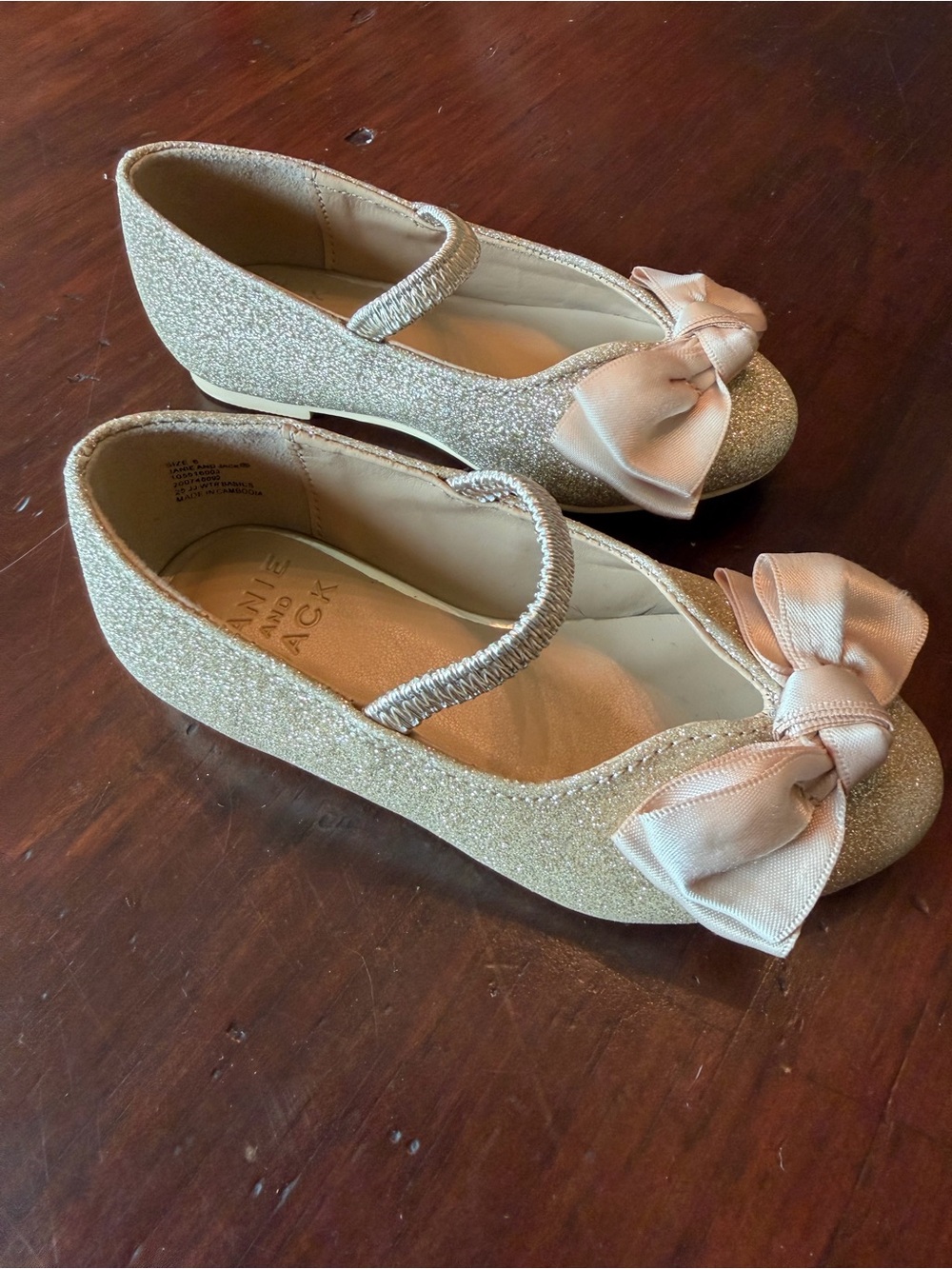 Janie and Jack Gold Glitter Toddler Girls' Bow Mary Jane Flats $20.00